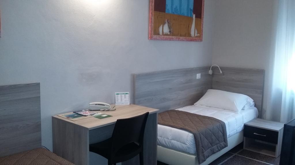 Hotel Citta' Livorno Exteriör bild
