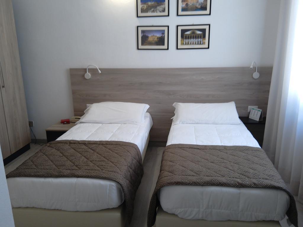 Hotel Citta' Livorno Exteriör bild