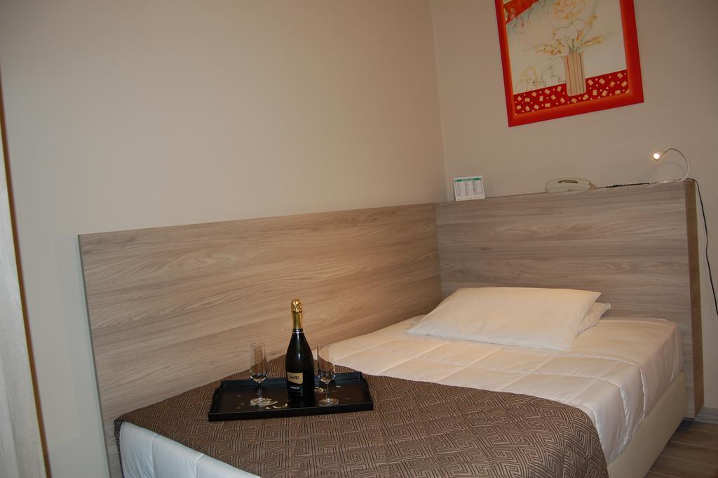 Hotel Citta' Livorno Exteriör bild